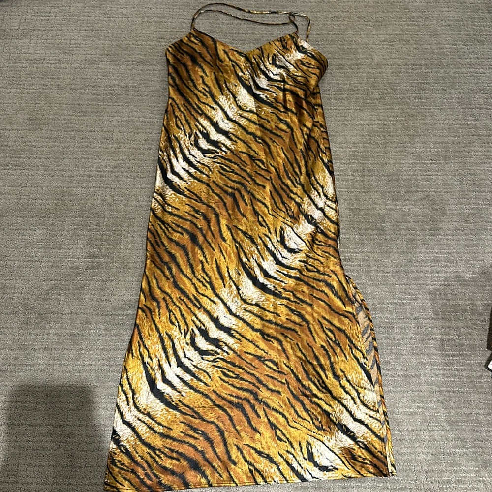 Tiger print top shop silk dress